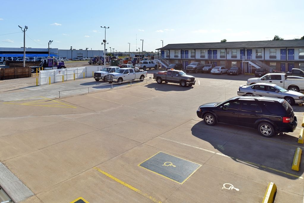 Americas Best Value Inn El Reno Facilities photo